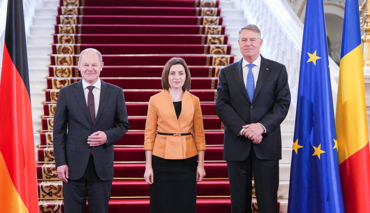 Iohannis: Vom continua să fim ferm şi neabătut alături de Chişinău